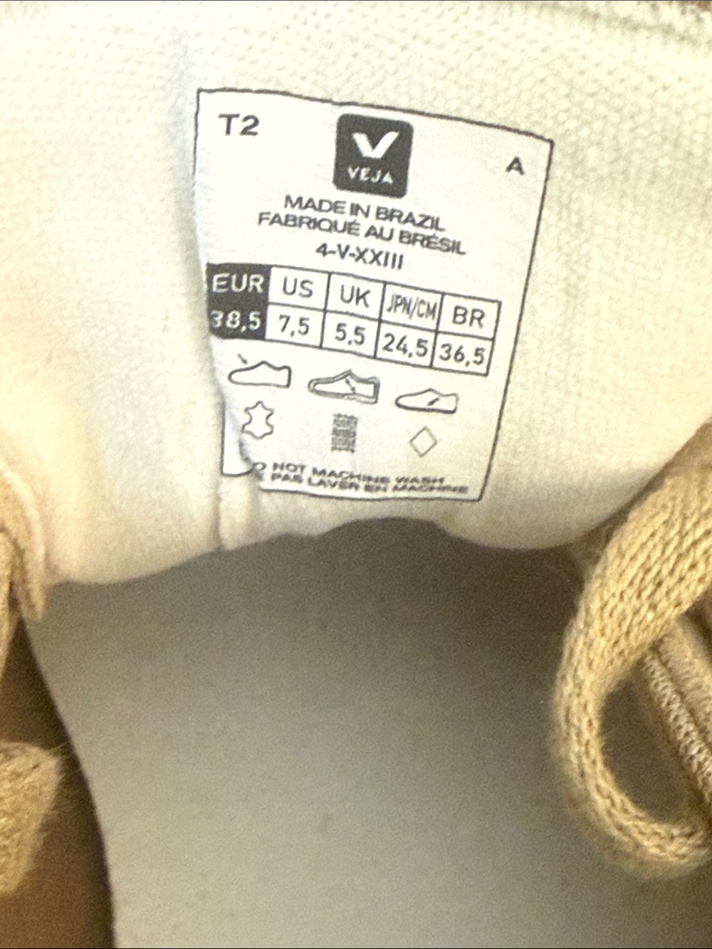 Veja Campo Sneakers in Dune / White - Picture 8 of 8